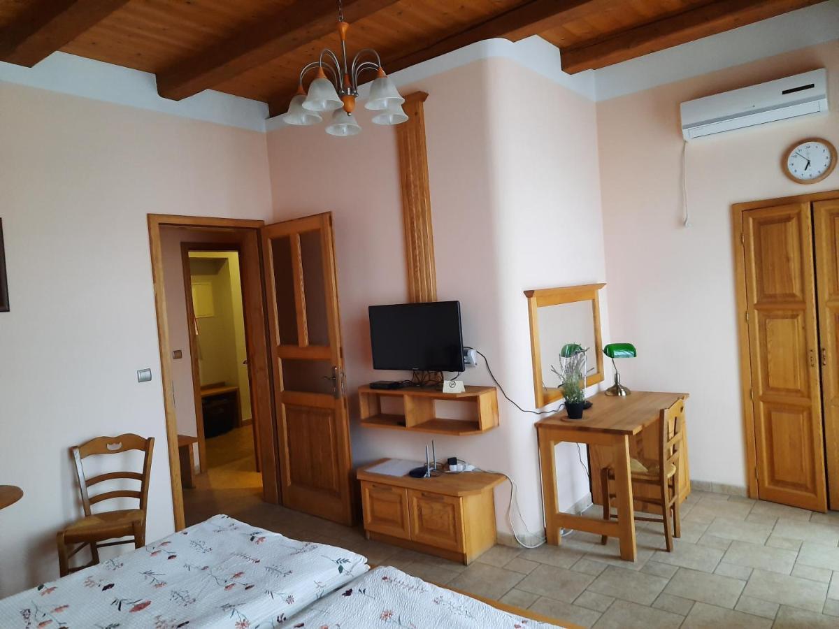 Appartment Centrum Karlsbad Buitenkant foto