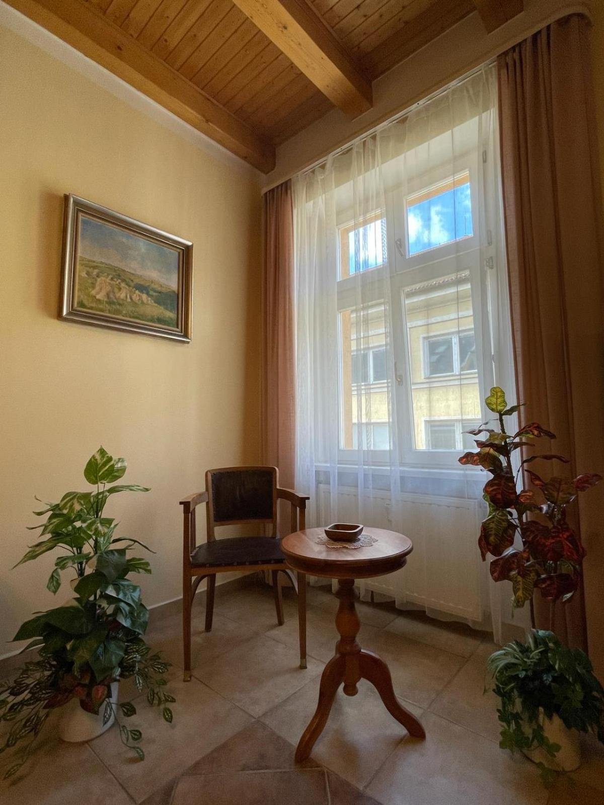 Appartment Centrum Karlsbad Buitenkant foto